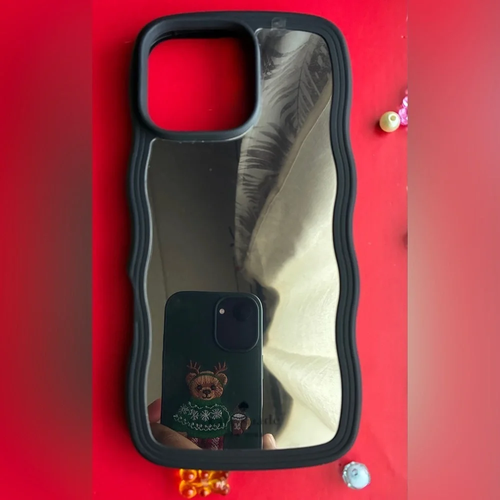 kate spade Black and White Wavy Phone Case,Case with Mirror,iPhone 16 pro max.